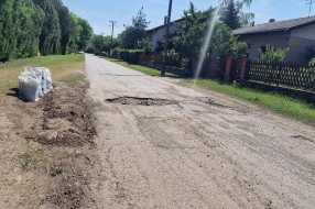 Udarne rupe, uništen put u Vrnjačkoj ulici na Paliću