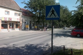 Neobeležen pešački prelaz kod bivše "drvene ambulante"