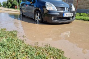 Ulica Bratstva jedinstva i dalje bez asfalta