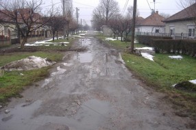 Zaboravljena ulica (početak Srednje i Turzo Lajoša)