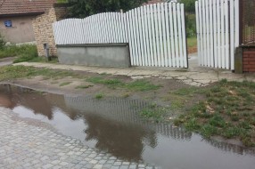 Problem infrastrukture u MZ Peščara