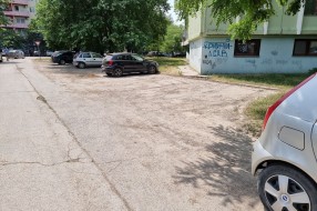 Sređivanje ulica nakon poplava