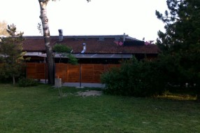 Ograda oko kafića "Galija"