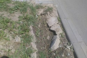 Prilog slike - drži vodu dok majstori odu