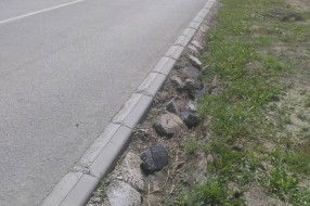 Prilog slike - drži vodu dok majstori odu