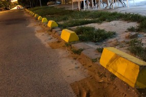 Žuti ivičnjaci (ruglo) u centru grada i na Prozivci