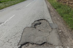 Rupe na Bikovačkom putu