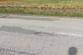 Rupe na Bikovačkom putu