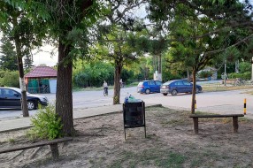 Smeće na igralištu na Makovoj sedmici