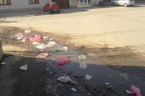 Nedostatak kontejnera za smeće na pijaci Kvantaš