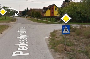 Raskrsnica sa "2 prvenstva prolaza"