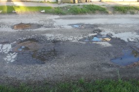 Rupe i rupetine u Leskovačkoj ulici!