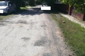 Mnogo udarnih rupa, otežana vožnja (Željezničko naselje)