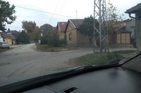 Problem sa nepreglednim raskrsnicama (Miloša Obilića - Vatroslava Lisinskog - Bore Stankovića)
