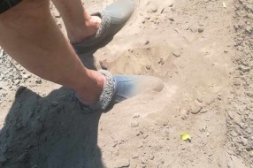 Pesak u Ulici Jelene Ćetković otežava kretanje stanovnika