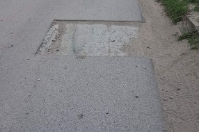 Rupa na cesti u Radanovačkoj ulici