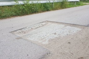 Rupa na cesti u Radanovačkoj ulici