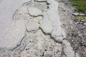 Jedna ulica - dve sudbine