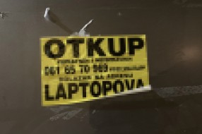 Lepljenje oglasa i plakata na javnim površinama