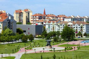 Mladost je lepa, jesen je jos lepša