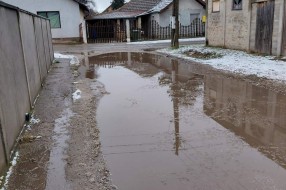 Ulica Skendera Kulenovića neprohodna posle prvog snega