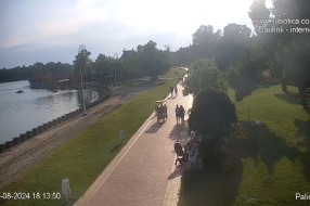 Malo oblikovati krošnje da bi kamera mogla lepo da vidi šetalište