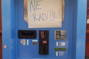 Aparat za naplatu parkinga van funkcije