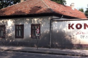 Ruševina na mestu Komgrada (Ulica Petefi Šandora)