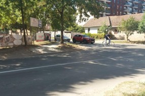 Neophodan pešački prelaz na raskrsnici ulica Bajnatske, Izvorske i Pazinske
