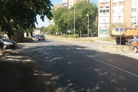 Neophodan pešački prelaz na raskrsnici ulica Bajnatske, Izvorske i Pazinske