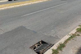 Otvoren slivnik na Senćanskom putu kod Autobuske stanice