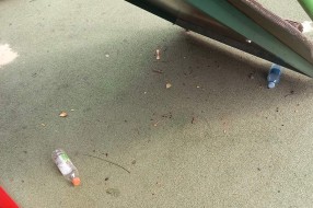 Novo igralište u tužnoj okolini (Kertvaroš)