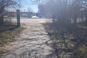 Divlja deponija na vojnom poligonu - Segedinski put