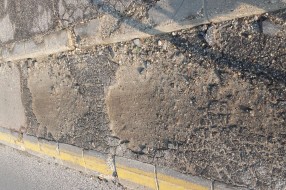 Rupe na biciklističkoj stazi na Majšanskom mostu