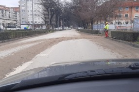 Rasuta zemlja po Ulici braće Radić, opasna za saobraćaj