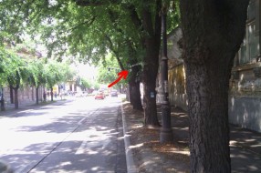 Usmerujuća tabla izgubila svrhu