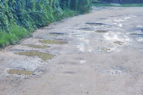 Partizanskih baza - neasfaltirani deo ulice