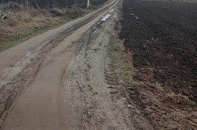 Blato nakon raskopavanja i polaganja gasne instalacije - Aleksandrovi Salaši, 5. nova