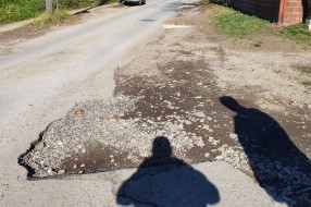Početak Bagremove ulice opet u katastrofalnom stanju