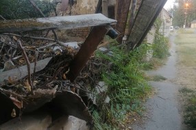 Put do škole opasan za đake (ulica Blaška Rajića)