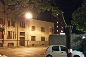 Problem sa parking mestom u centru (grane padaju)