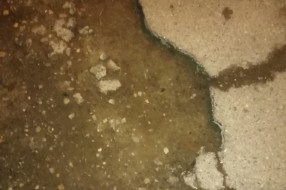 Rupe u Vinodolskoj ulici, ispred ulaza u groblje