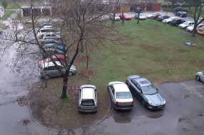 Sakupljaju lišće i travu na gomilu, a onda se ostavi da trune