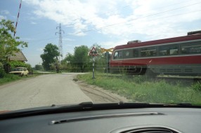 Neobezbeđeni pružni prelazi u Subotici.