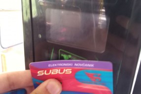 Uređaj za proveru stanja na kartici