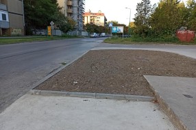 Novi parking ispred Hale sportova popucao i nedovršen