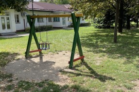Dečije igralište u Bajmoku u katastrofalnom stanju