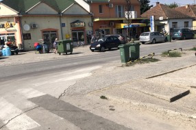Neobeležena raskrsnica kod nove pošte u Peščari