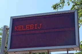 Pokvareni displej kod Lifke na stajalištu autobusa