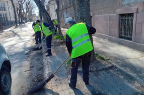 Zapušten parking u ulici Dinka Zlatarića